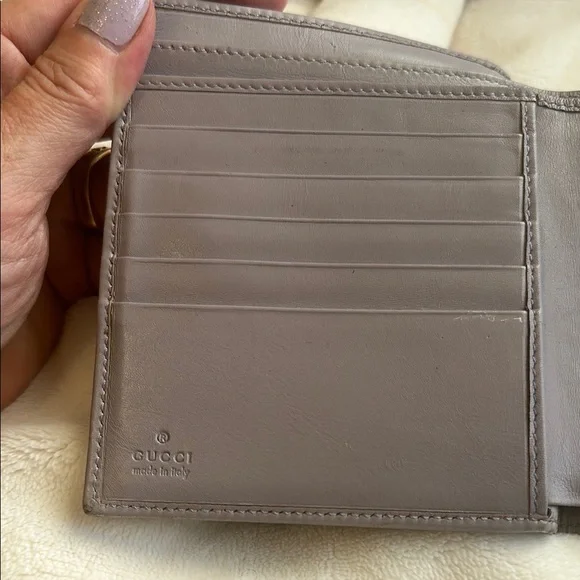 Gucci canvas lavender compact Wallet - Picture 10 of 11